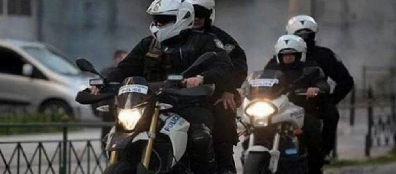 Παλαιό Φάληρο: Αστυνομικός της ομάδας ΔΙΑΣ παρέσυρε μία πεζή εν μέσω καταδίωξης (φωτο)